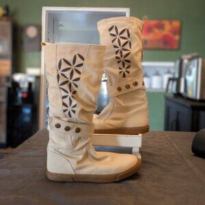 Chintamani Flower of Life Beige Vegan Handmade Canvas Boots Size 39